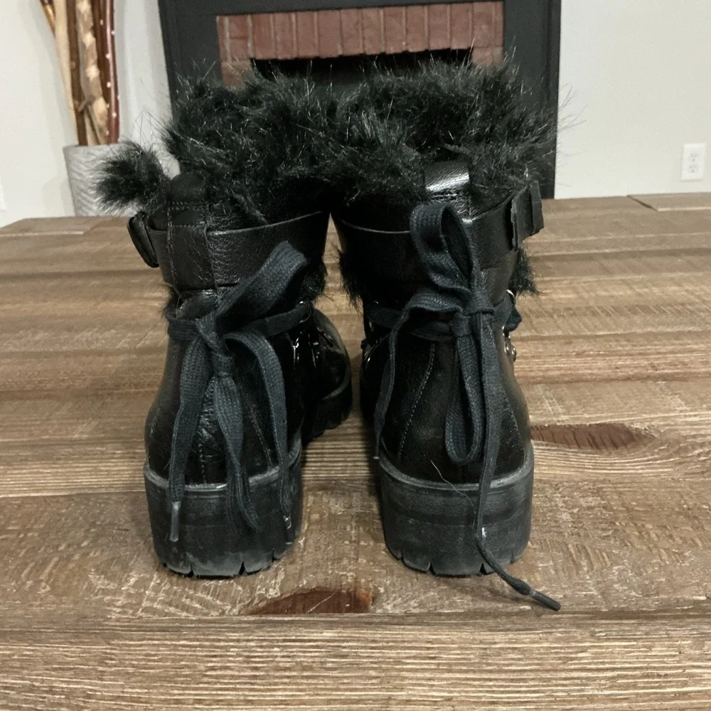 Nine West Orynne black leather and suede cold weather boots with faux fur Sz 8.5